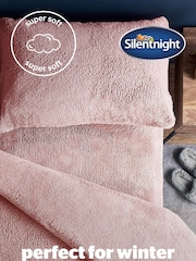 Silentnight Blush Pink Borg Fleece Cosy Teddy Duvet Cover and Pillowcase Set - Image 3 of 7