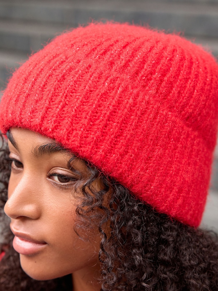 Red Knitted Beanie Hat - Image 4 of 5