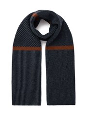 Celtic & Co. Mens Lambswool Chevron Scarf - Image 3 of 4