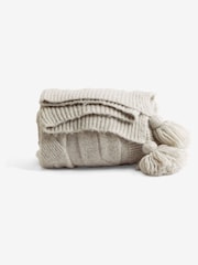 Light Grey Cosy Cable Knit Throw - Image 5 of 5