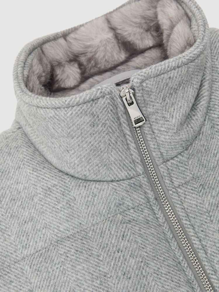 Reiss Grey Alps Wool-Blend Faux Fur-Collar Quilted Gilet - Image 7 of 7 Reiss Grey Alps Wool-Blend Faux Fur-Collar Quilted Gilet - Image 7 of 7