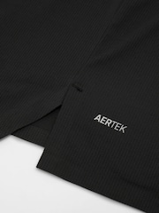 Reiss Castore Black/Iridescent Cas Performance Vest Reiss | Castore Performance Vest - Image 9 of 10