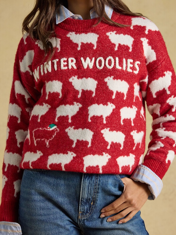Rød - Joules Sheep Icon Crew Neck Knitted Jumper - Bilde 2 av 5 Rød - Joules Sheep Icon Crew Neck Knitted Jumper - Bilde 2 av 5