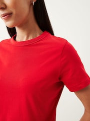 Red Essential Pure Cotton Short Sleeve Crew Neck T-Shirt - Image 4 of 6
