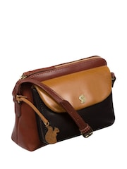 Conkca Dainty Leather Cross-Body Bag - Image 5 of 6