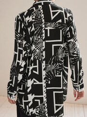Black/White Geo Textured Long Sleeve Shirt with Pocket - Image 3 of 6