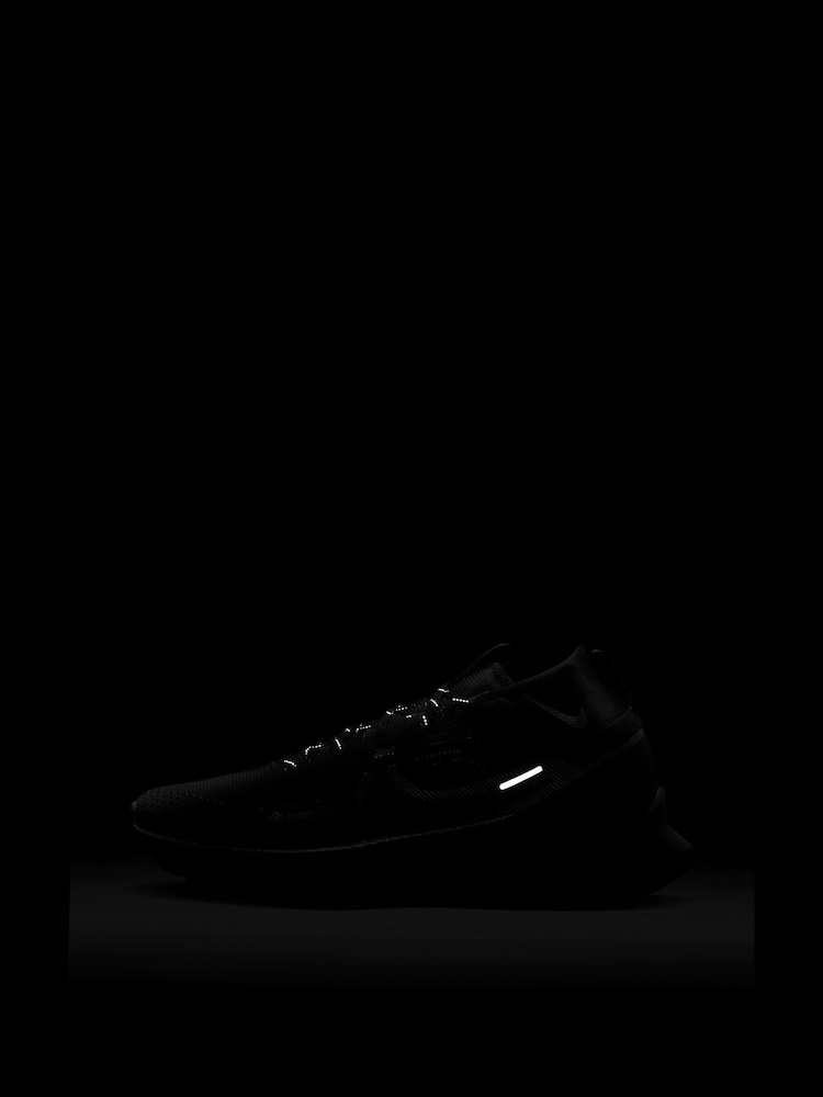 Nike Black React Pegasus Trail 4 Gore-Tex Running Trainers - Image 14 of 15