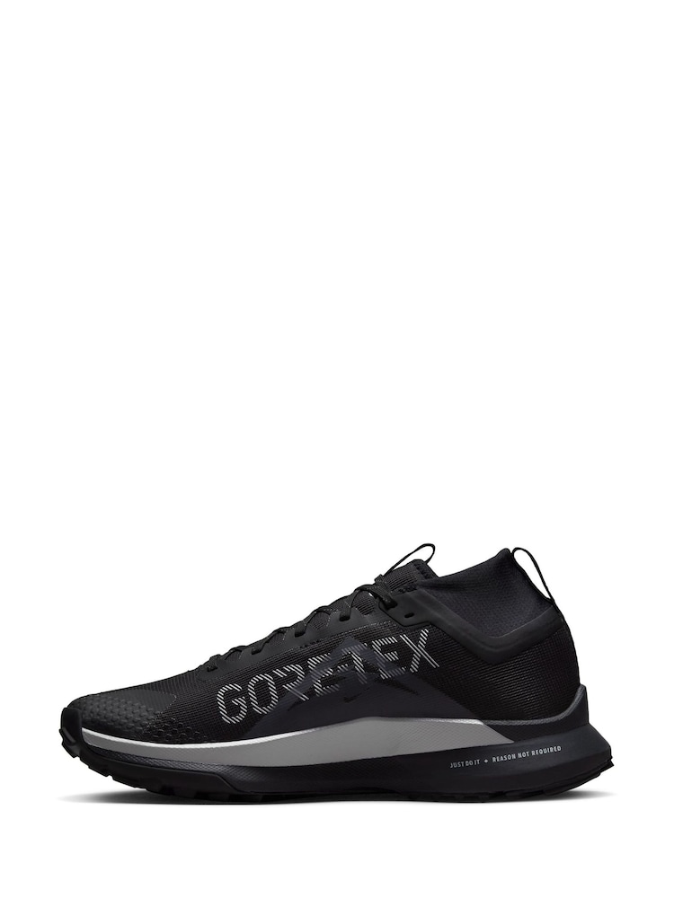 Черный - Nike React Pegasus Trail 4 Gore-Tex - Изображение 2 из 15 Черный - Nike React Pegasus Trail 4 Gore-Tex - Изображение 2 из 15