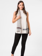 Pure Luxuries London White Pixel Cashmere & Merino Wool Scarf - Image 2 of 3