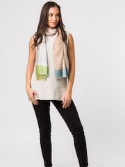 Pure Luxuries London Cream Charon Cashmere & Merino Wool Pashmina Scarf - Image 2 of 4