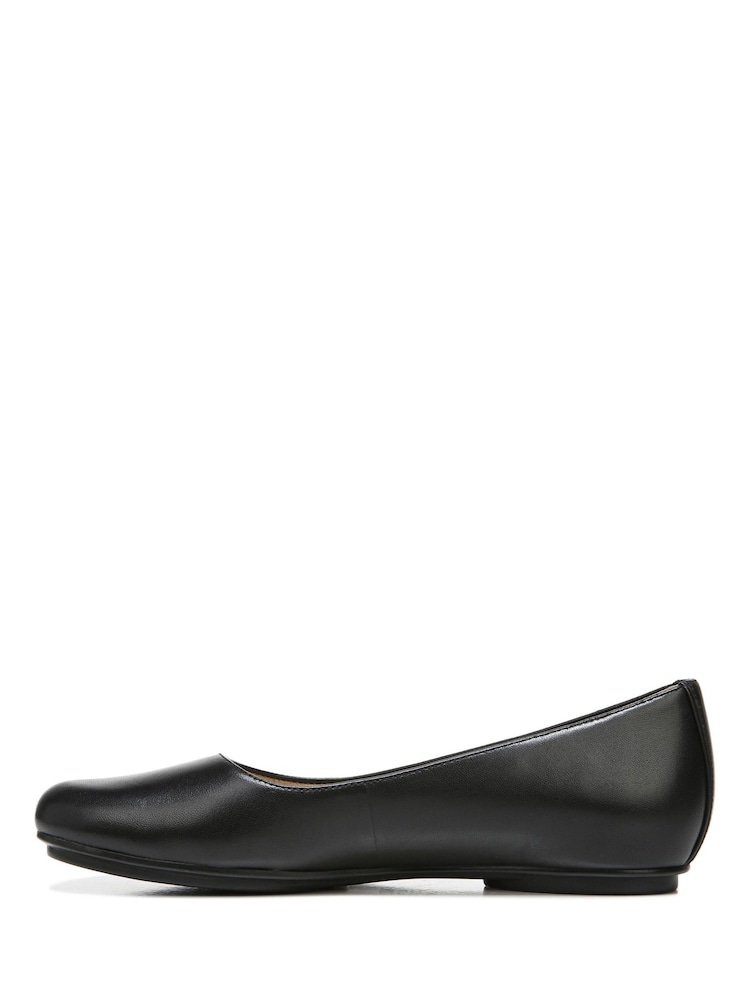 Naturalizer Maxwell Leather Ballerina Shoes - Image 2 of 10