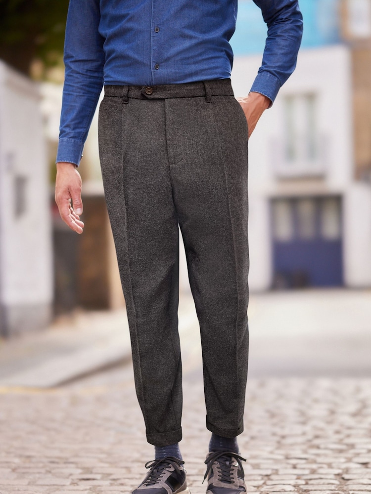 Brown Herringbone Relaxed Tapered Pleated Nova Fides Wool Blend Formal Trousers - Image 1 of 8 Brown Herringbone Relaxed Tapered Pleated Nova Fides Wool Blend Formal Trousers - Image 1 of 8