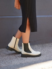 Knochen - Forever Comfort® Chelsea-Stiefel aus Leder mit dicker Sohle - Bild 2 von 9