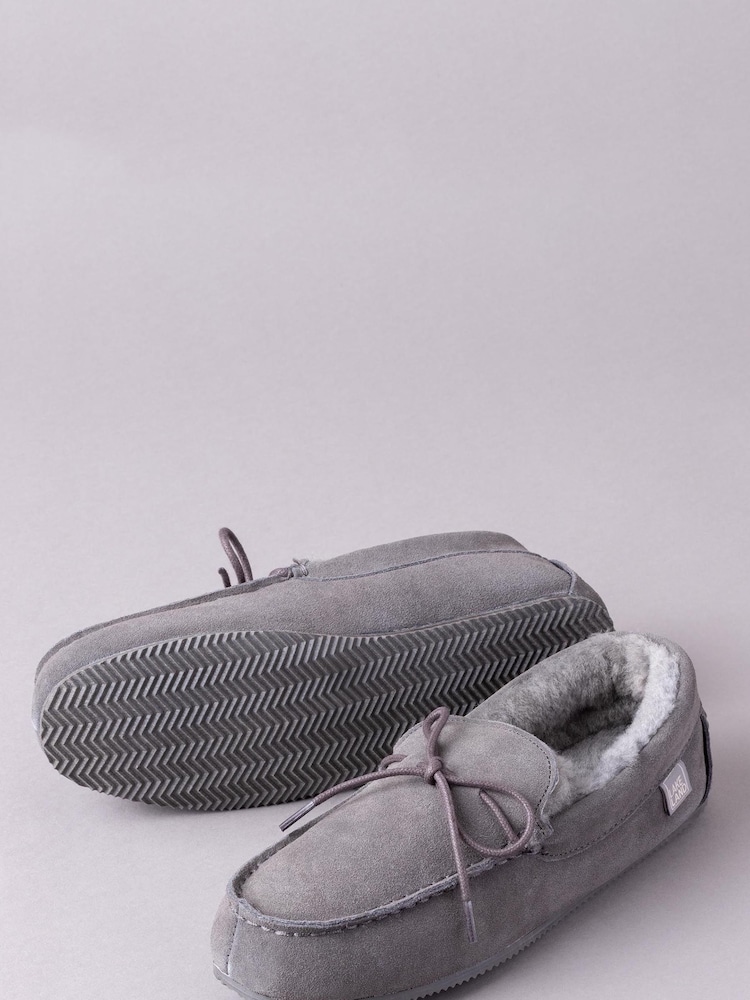 Серый - Тапочки-мокасины из овечьей кожи Lakeland (для мужчин) - Image 2 of 3 Серый - Тапочки-мокасины из овечьей кожи Lakeland (для мужчин) - Image 2 of 3