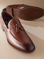 Tan Brown Signature Leather Tassel Loafers - Image 2 of 5