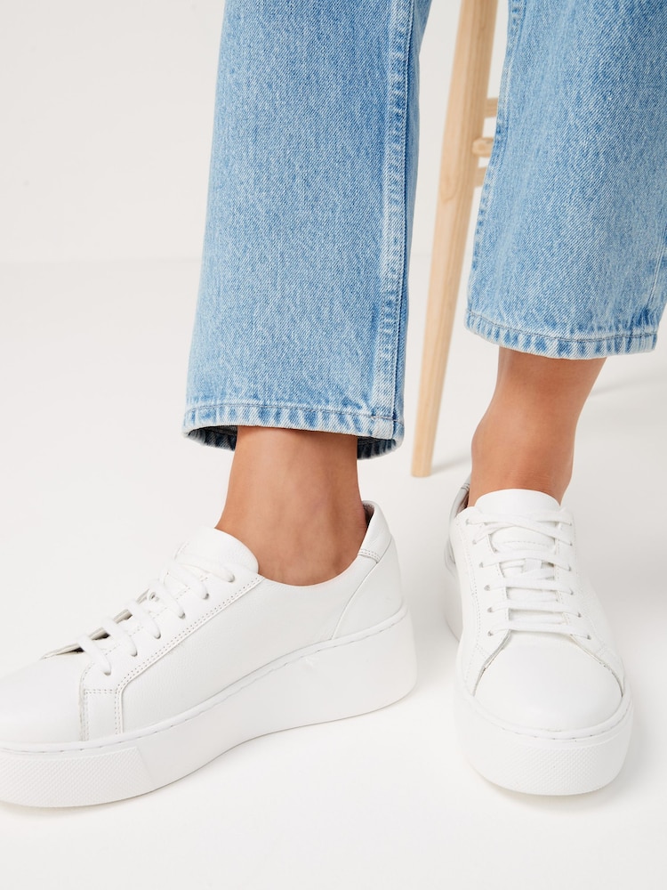 Blanco - Zapatillas de deporte con plataforma y cuña gruesa de cuero insignia de Forever Comfort® - Imagen 2 de 5 Blanco - Zapatillas de deporte con plataforma y cuña gruesa de cuero insignia de Forever Comfort® - Imagen 2 de 5