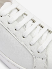 Blanco - Zapatillas de deporte con plataforma y cuña gruesa de cuero insignia de Forever Comfort® - Imagen 5 de 5