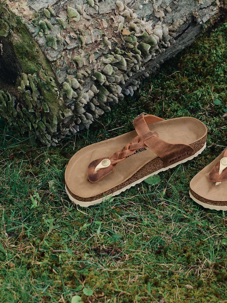 Birkenstock Brown Gizeh Braided Oiled Leather Sandals - Image 9 of 9