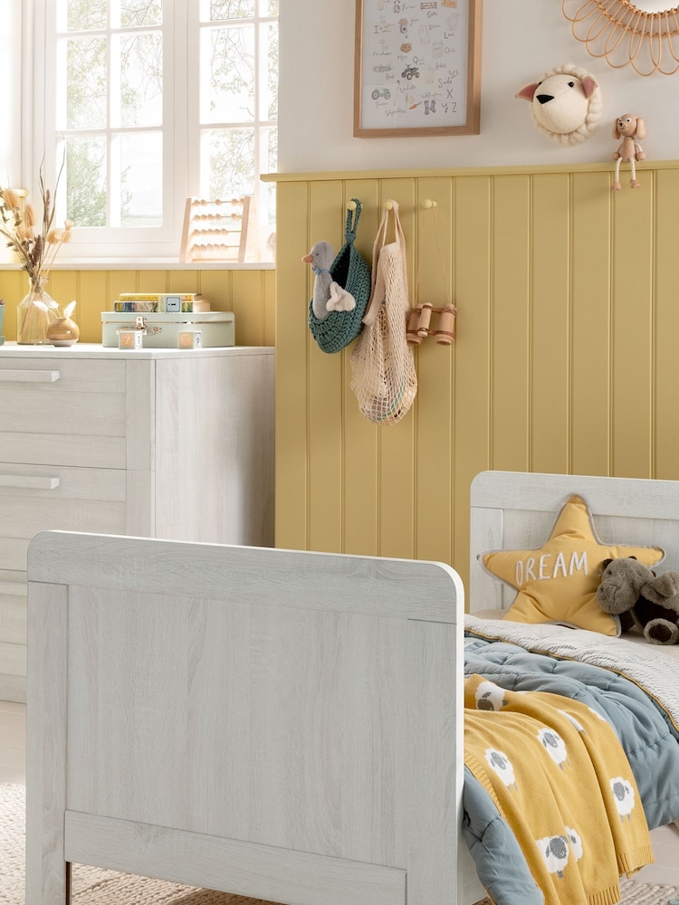Mamas & Papas Nimbus White Atlas Cot Bed - Image 4 of 4