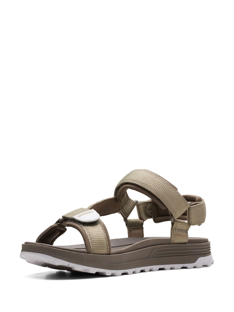 Clarks Green Combi ATL Trek Sea Sandals - Image 2 of 7 Clarks Green Combi ATL Trek Sea Sandals - Image 2 of 7