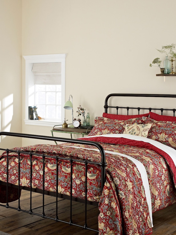 Morris & Co. Crimson Red Strawberry Thief 300 Thread Count 100% Cotton Bedspread - Image 1 of 3