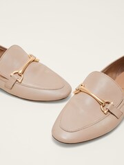 Phase Eight Natural T-Bar Leather Mules - Image 6 of 8