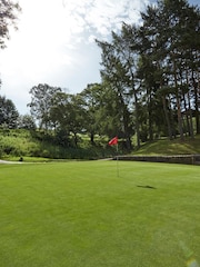 Virgin Experience Days 18 Hole Round of Golf for Two at The Shrigley Hall Hotel & Spa - Image 2 of 4