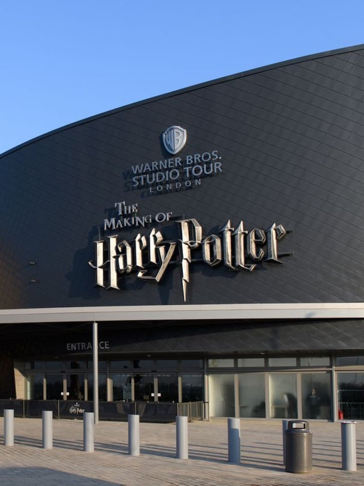 Virgin Experience Days Warner Bros Studio Tour London - The Making of Harry Potter with Return Transport - Image 4 of 4