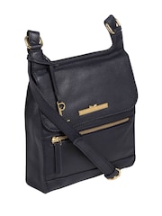 Pure Luxuries London Kempston Leather Cross-Body Bag - Image 4 of 6