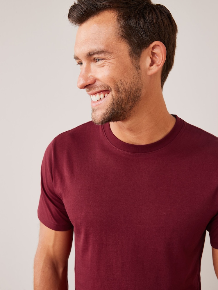 Rouge bordeaux - Slim Fit (Slim Fit) - T-shirt Essential Col rond en coton - Image 4 of 5