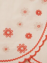 Reiss Orange Luna Junior Embroidered Shorts - Image 5 of 5