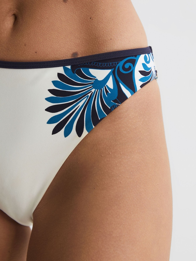 Reiss White Print Lucille Printed Bikini Bottoms - Image 4 of 4 Reiss White Print Lucille Printed Bikini Bottoms - Image 4 of 4