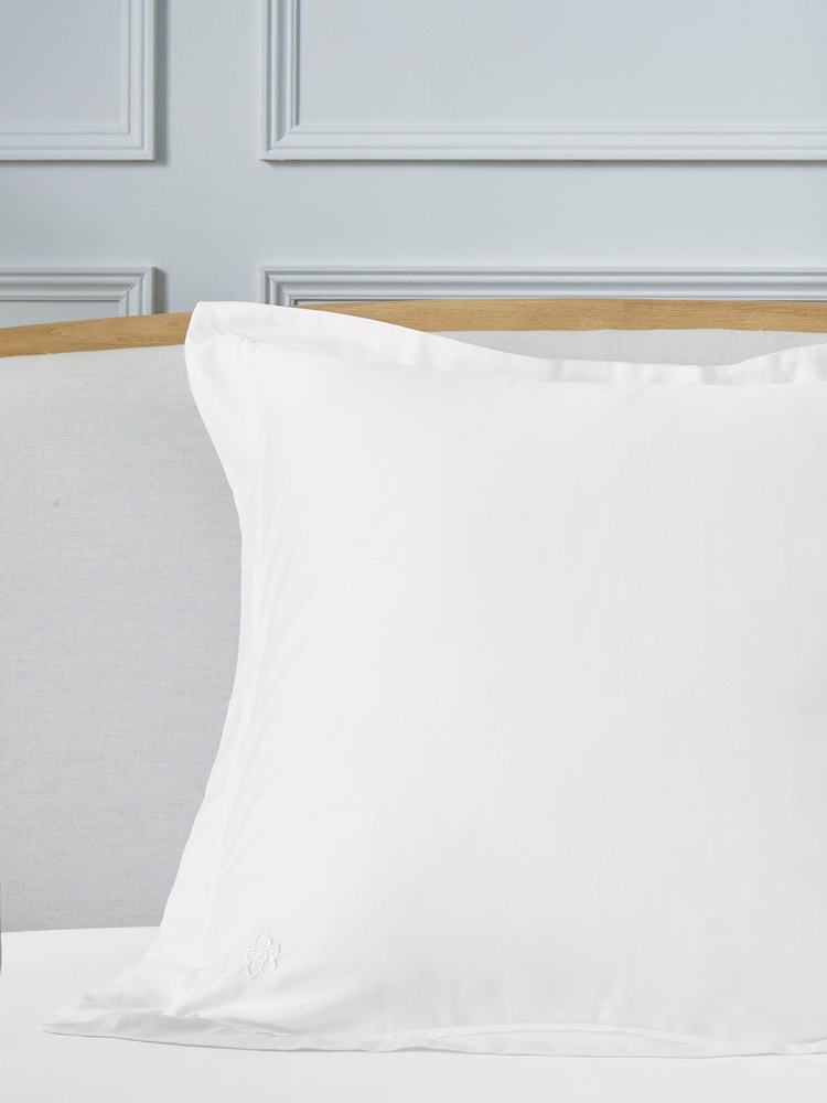 Ted Baker White Silky Smooth Plain Dye 250 Thread Count 100% Cotton Pillowcase - Image 2 of 3