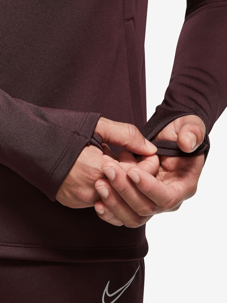 Nike Red Therma-FIT Academy Winter Warrior Football Drill T-Shirt - Image 3 of 3 Nike Red Therma-FIT Academy Winter Warrior Football Drill T-Shirt - Image 3 of 3