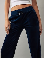 Синий - Велюровые спортивные брюки прямого кроя Juicy Couture - Изображение 4 из 4