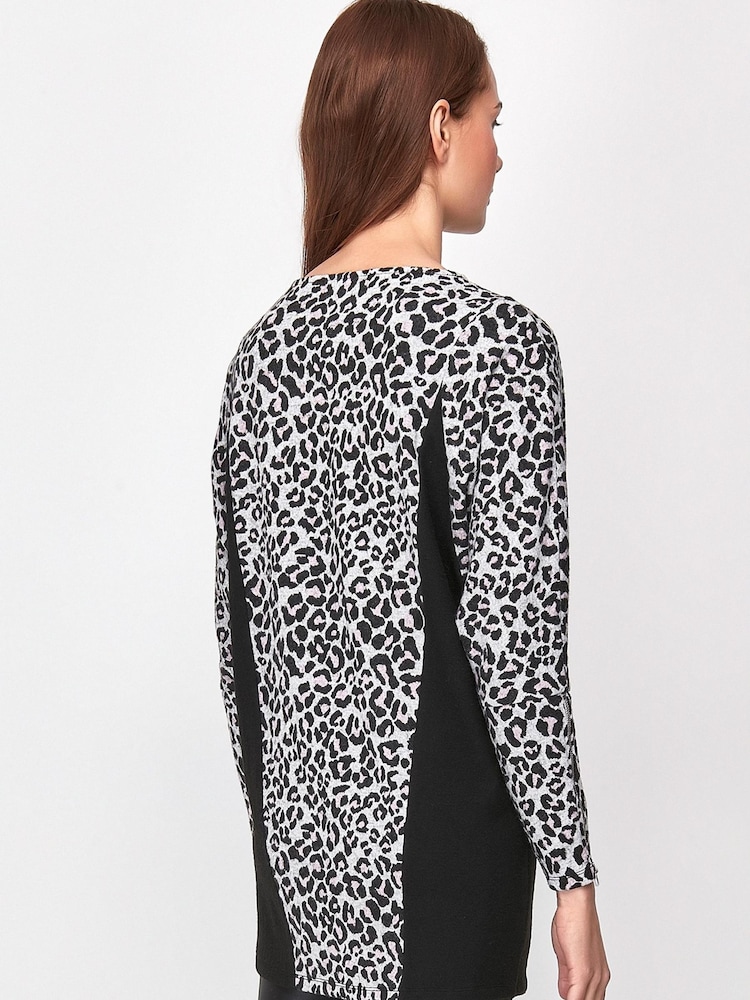 Sonder Studio Pink Leopard Print Cut And Sew Top - Image 2 of 6