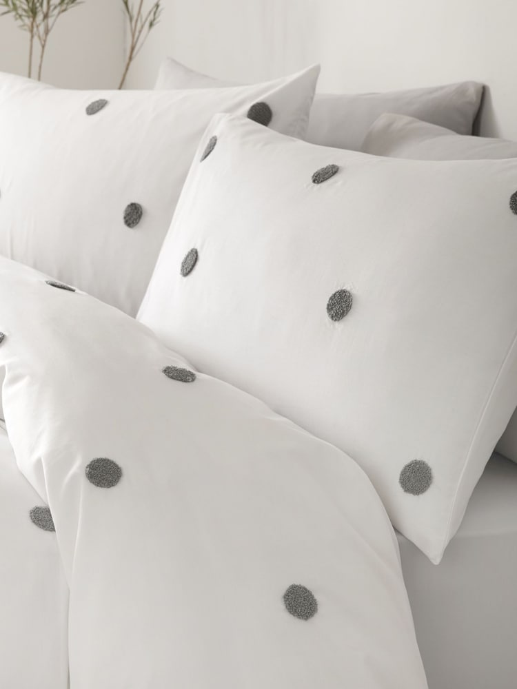 Appletree White Dot Garden 100% Pure Cotton Duvet Cover and Pillowcase Set - Image 2 of 4 Appletree White Dot Garden 100% Pure Cotton Duvet Cover and Pillowcase Set - Image 2 of 4