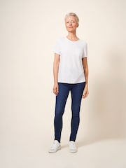 Темно-синий - White Stuff джинсы Amelia - Изображение 1 из 6