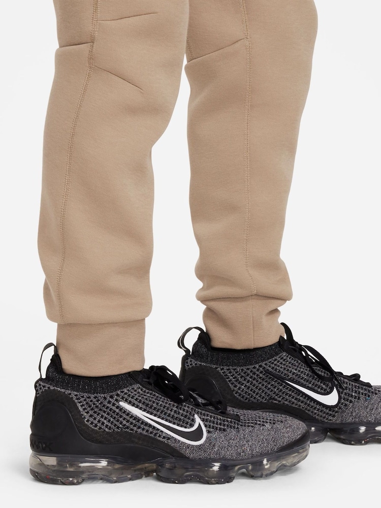 Nike Neutral Tech Fleece Joggers - Image 6 of 6