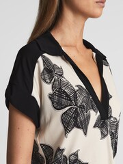 Reiss Cream/Black Daria Printed Open Collar Top - Image 4 of 6