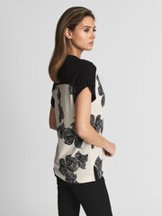Reiss Cream/Black Daria Printed Open Collar Top - Image 5 of 6