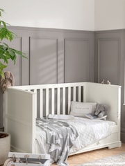 Mamas & Papas White Oxford Cot Bed - Image 4 of 8