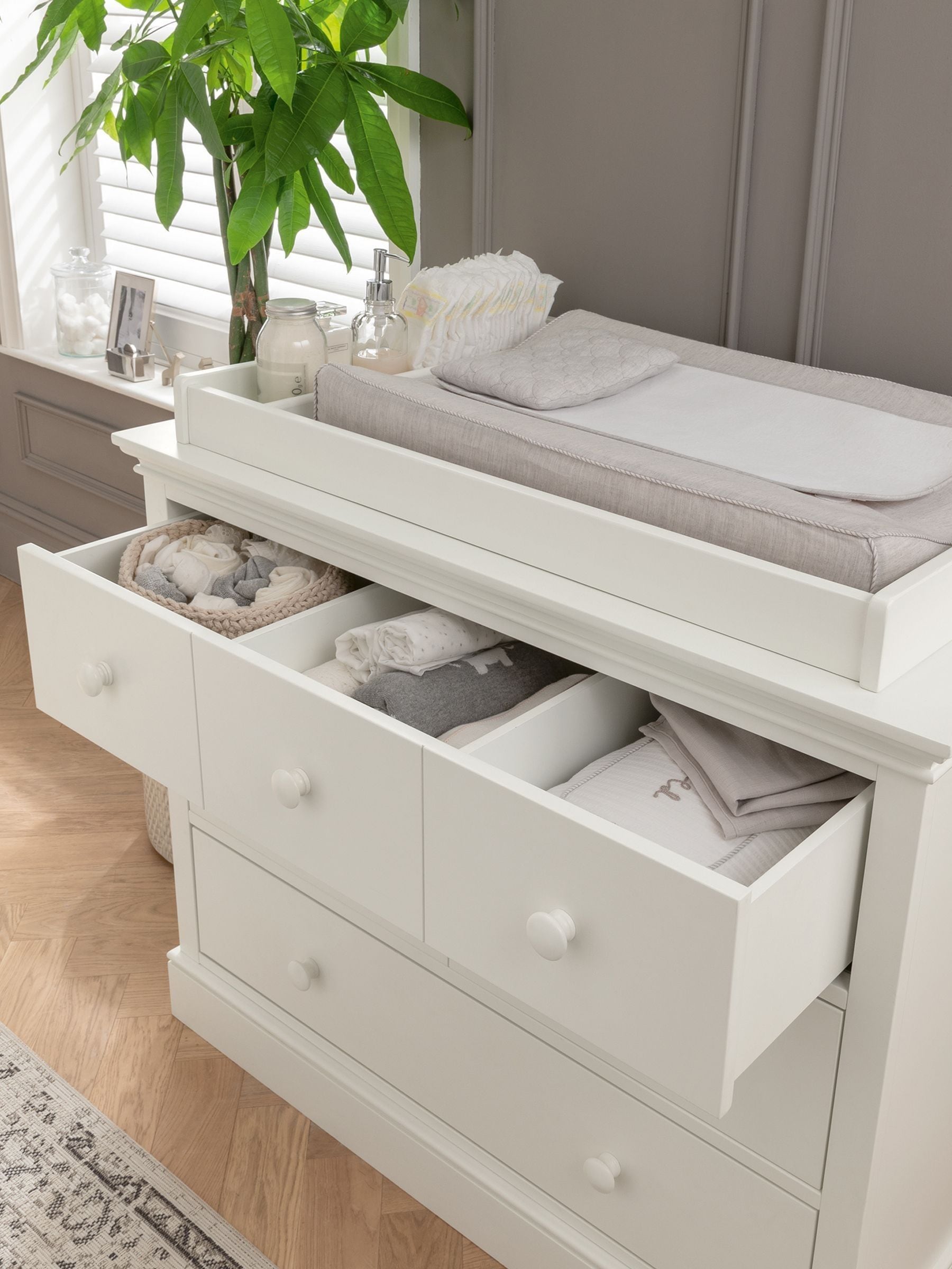Buy Mamas Papas White Oxford Dresser Changer from the Next UK online shop