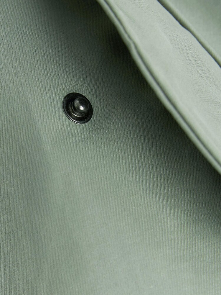 Salbeigrün - Wasserabweisende Harrington-Jacke mit Karofutter - Bild 10 von 10