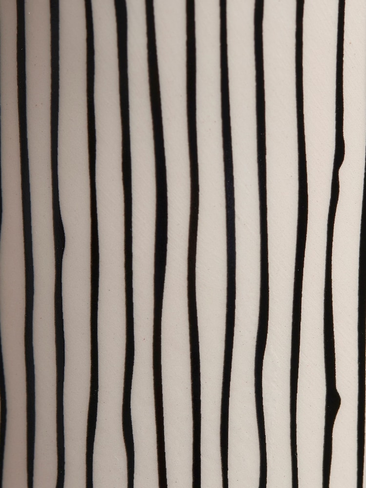 Cox & Cox Black Garden Three Monochrome Standing Planters - Image 2 of 7