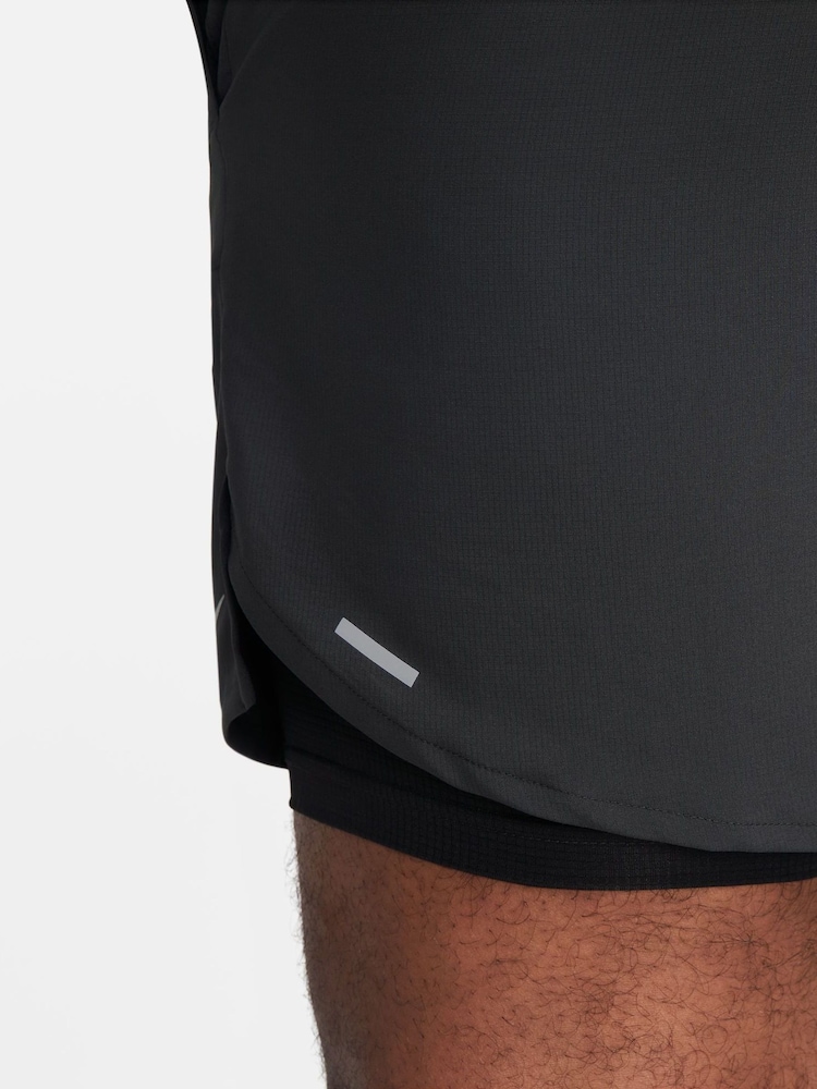 Nike Black Dri-FIT Stride 7 Inch 2-In-1 Running Shorts - Image 13 of 13