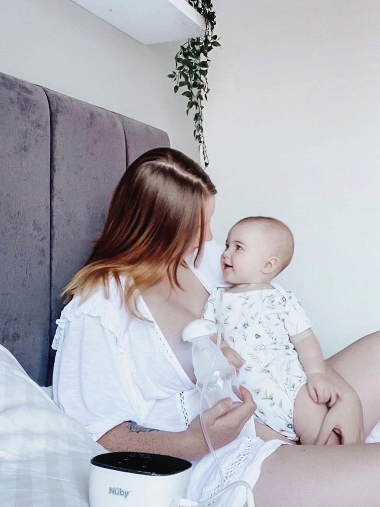 Nuby White Ultimate Dual Breast Pump - Image 3 of 3