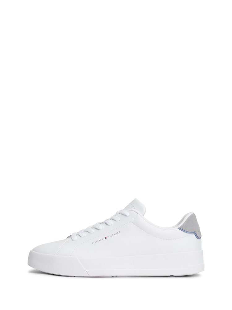 Tommy Hilfiger White Logo Court Trainers With Leather - Image 2 of 6 Tommy Hilfiger White Logo Court Trainers With Leather - Image 2 of 6