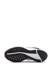 Nike Black/Purple Quest 5 Road Running Trainers - Image 7 of 9