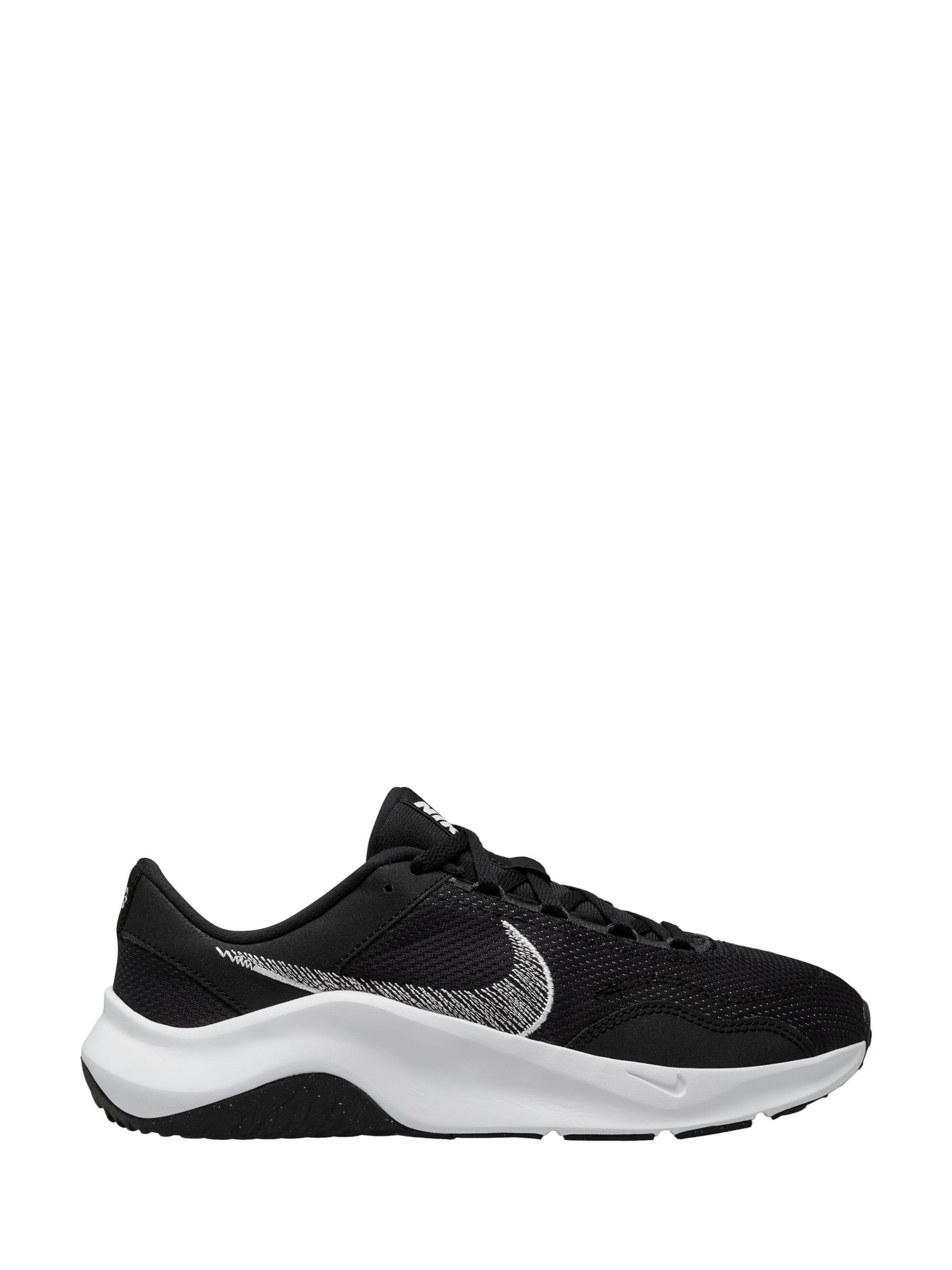 Nike trainer legend on sale